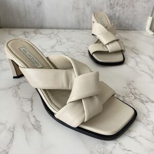 Neil‎ J. Rodgers Obi Sandals Sz 10 Bone Nappa Knotted Padded Square Toe Dressy
